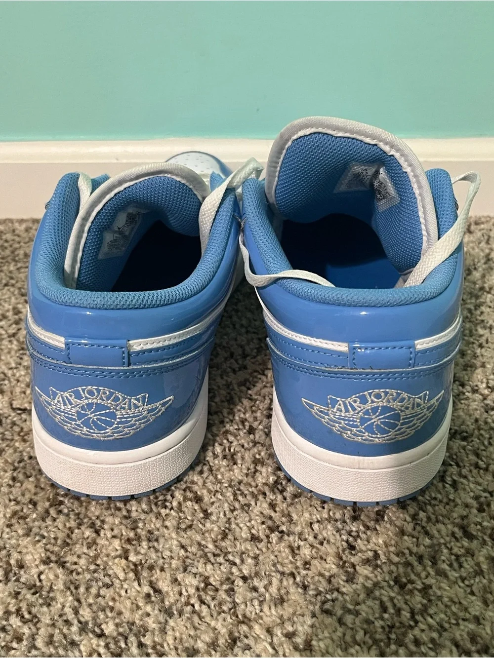 Jordan Low-Top Sneakers in White and Carolina Blue
